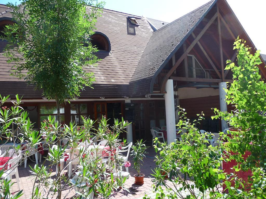 Oleander B&B Siófok Exteriör bild